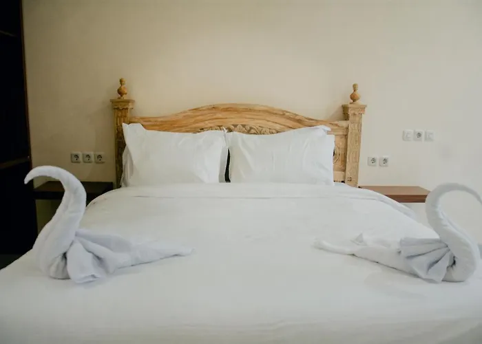 The Laviana Hotel