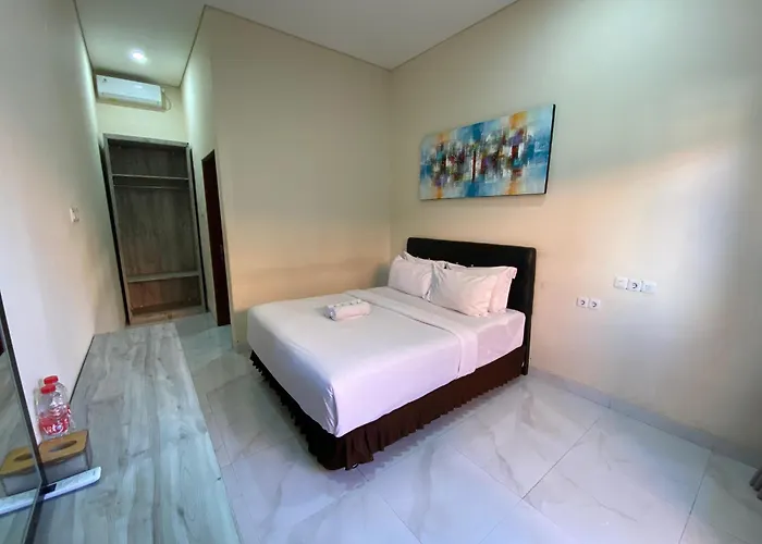 The Laviana Hotel